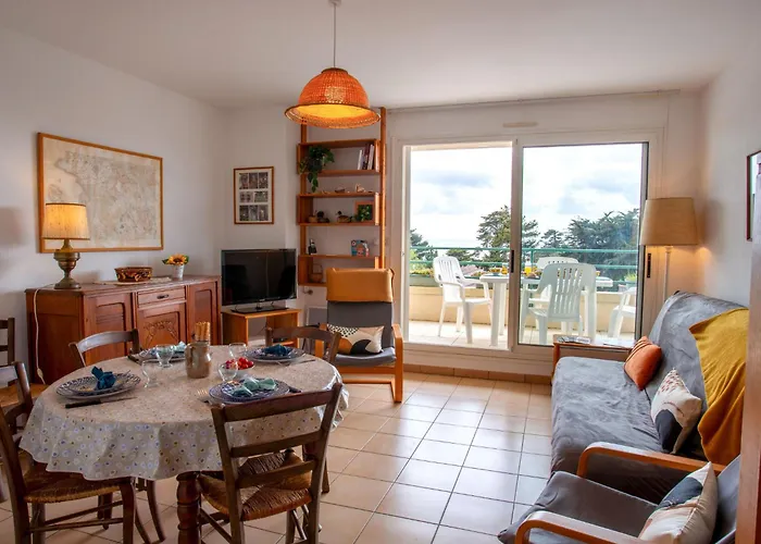 Le Cabestan - Appt N-15 By Interhome